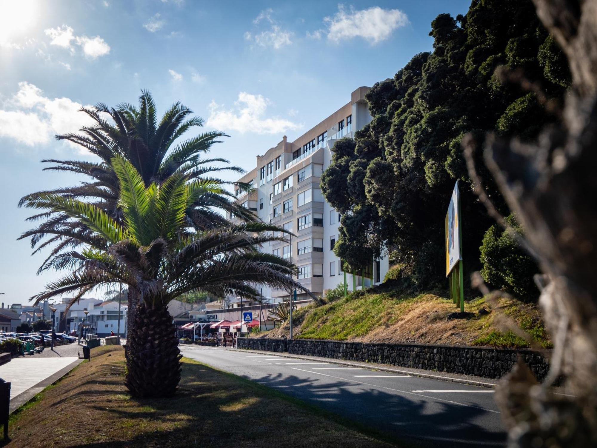 Beachfront Amazing Location - 19Th Hole ポンタ・デルガダ エクステリア 写真