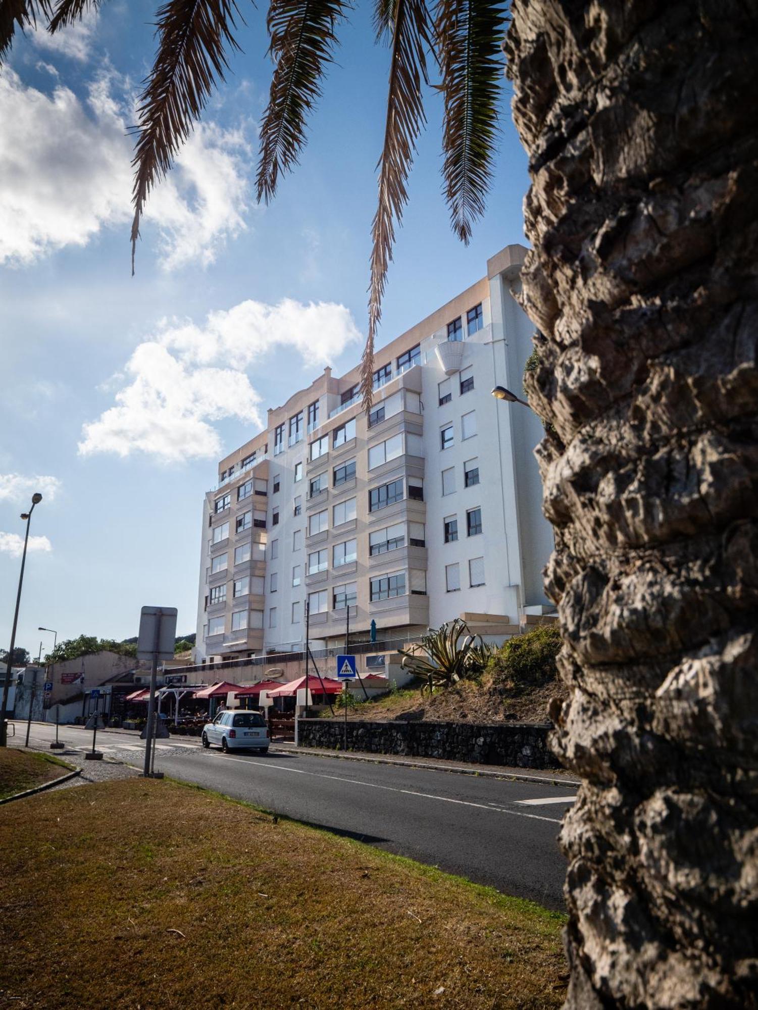 Beachfront Amazing Location - 19Th Hole ポンタ・デルガダ エクステリア 写真